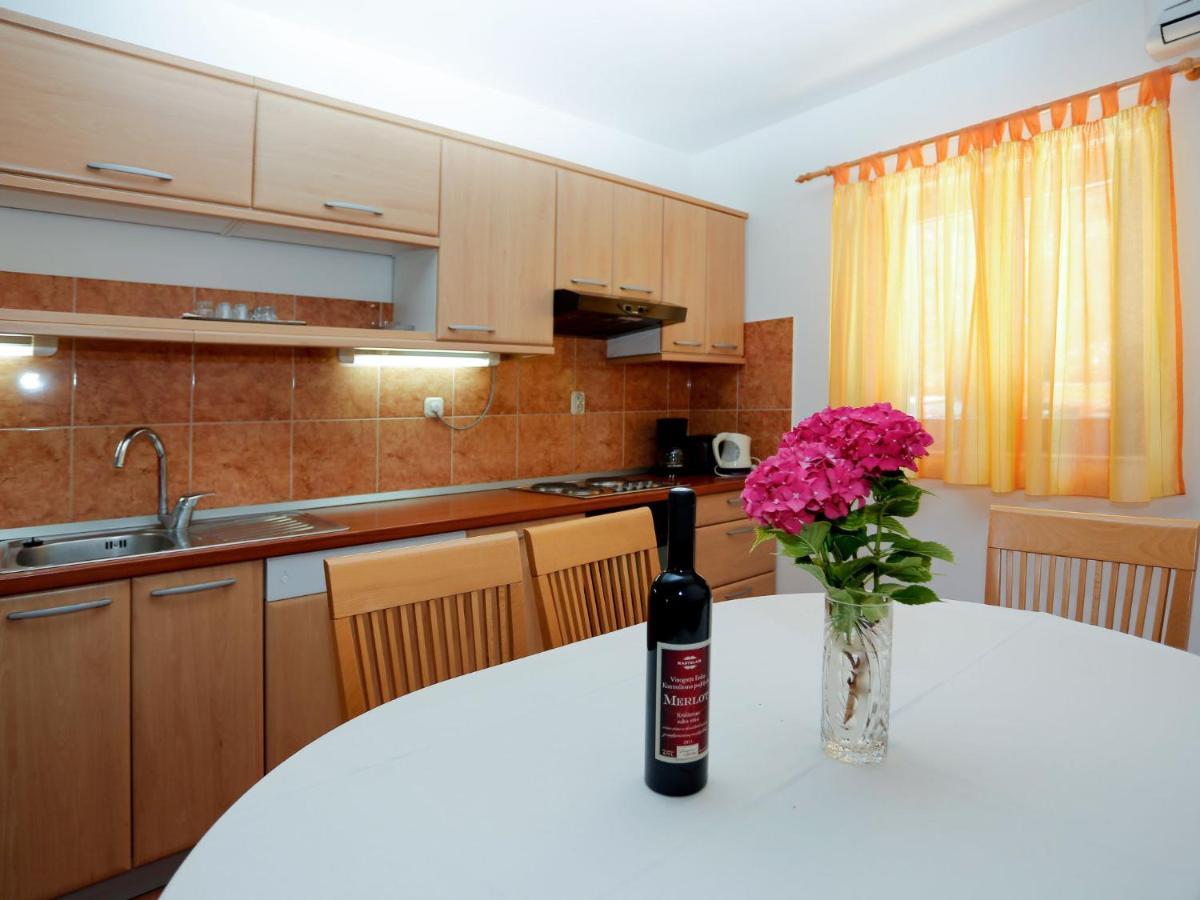 Holiday Home Gorana - Brc152 By Interhome Mirce Екстериор снимка